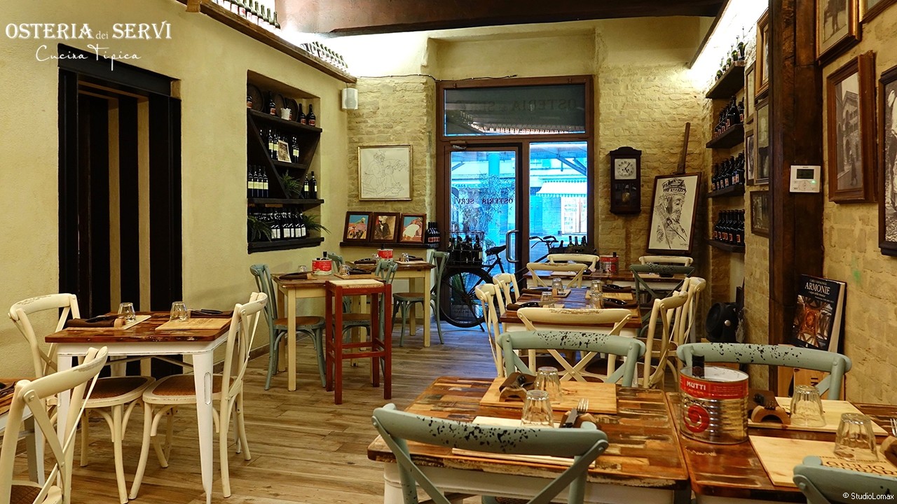 Sala interna dell'Osteria dei Servi