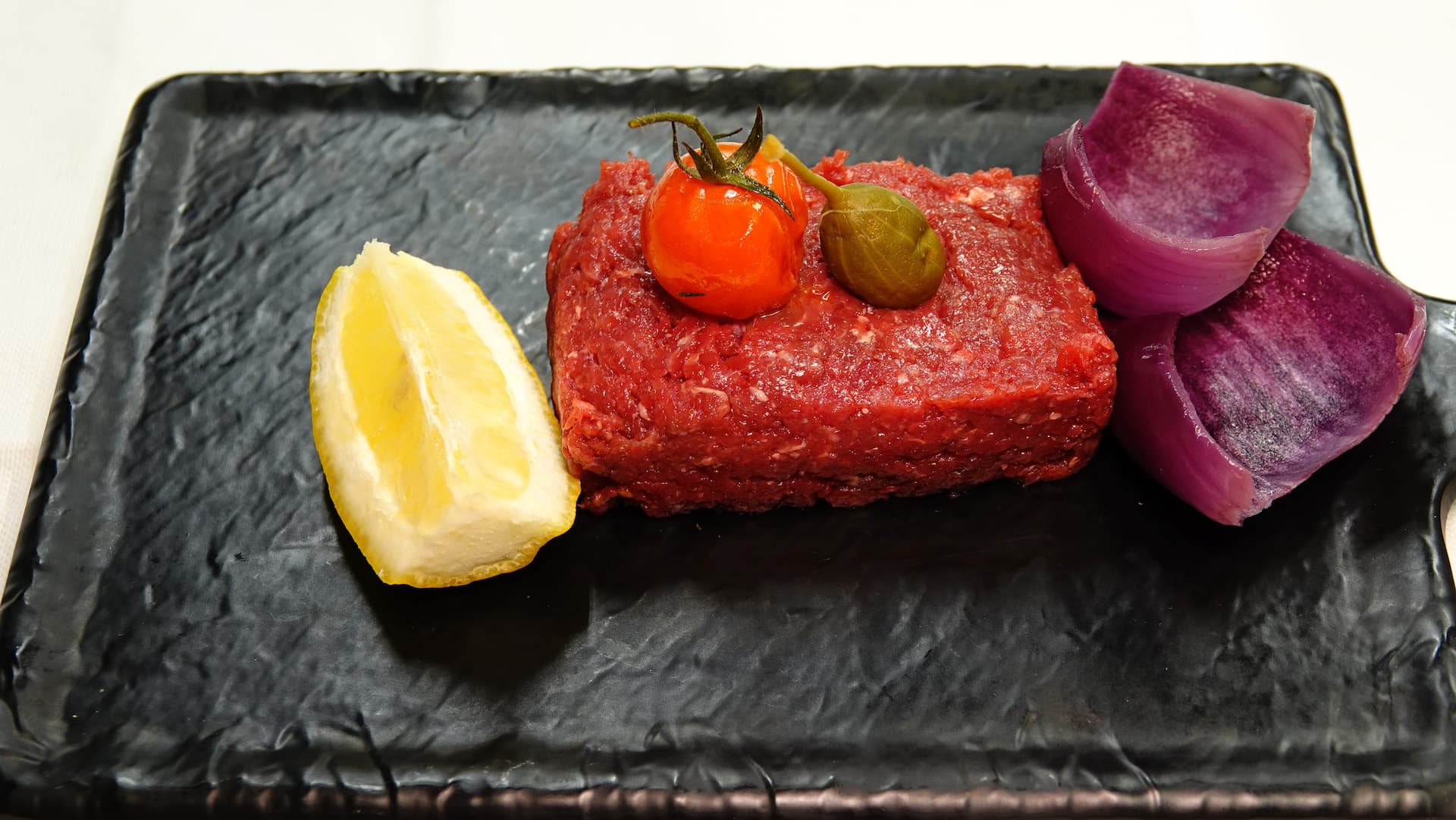 Carne battuta al coltello